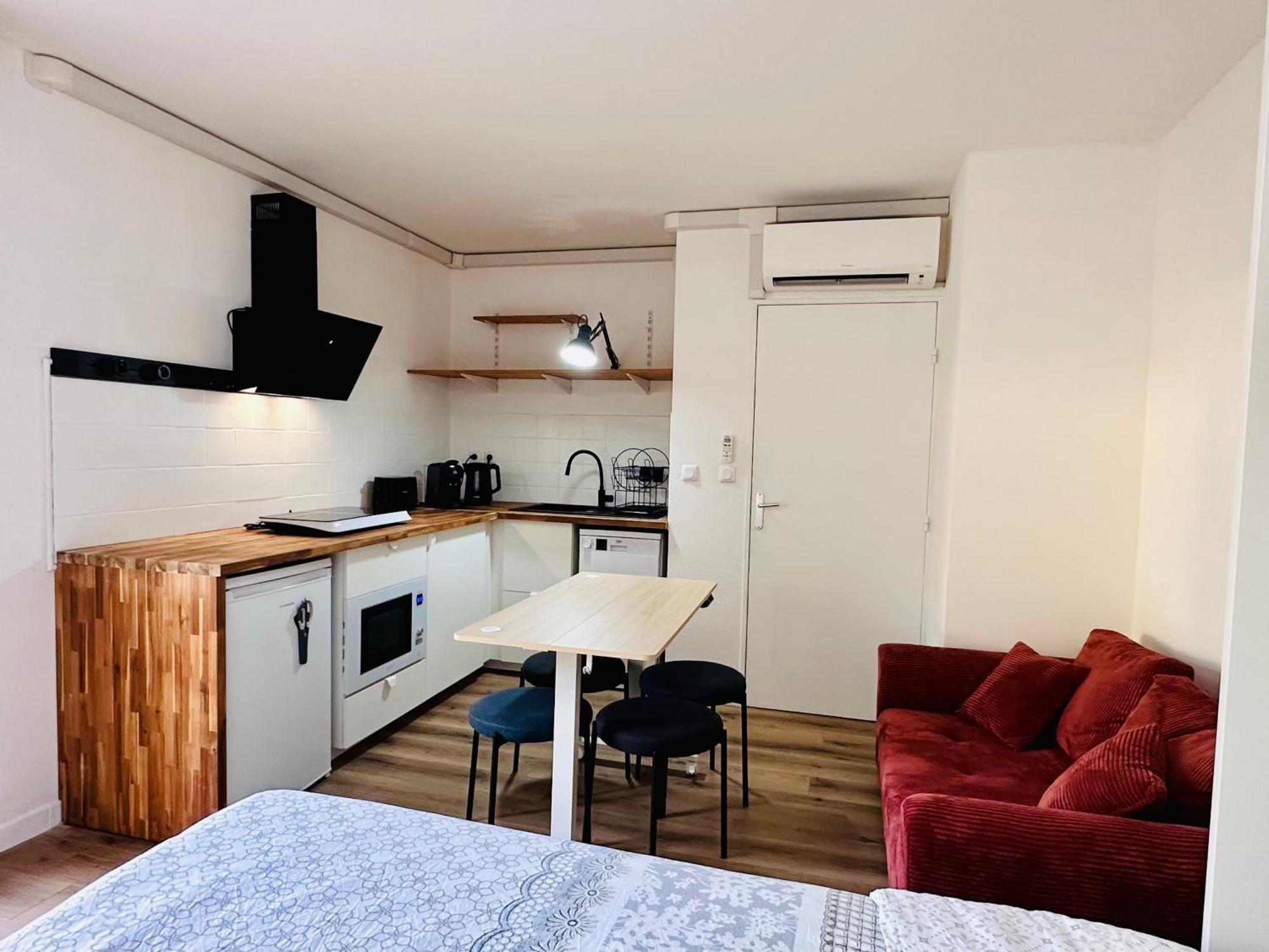 Apartment 40M2-Air Conditioning-Elevator-Underground Parking-Self Checkin! Appart Climatise 40M2-Ascenseur-Parking Souterrain -Arrivee Autonome 아비뇽 외부 사진